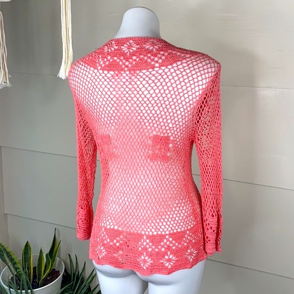 Victoria’s Secret Knit Pink Bell Sleeve Blouse knit - Picture 9 of 13